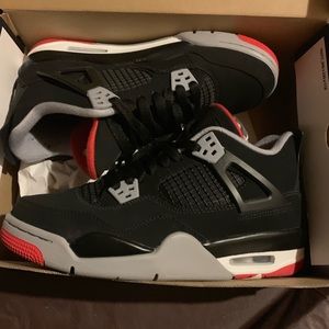 Jordan Retro 4s Black/Red/Cement GREY